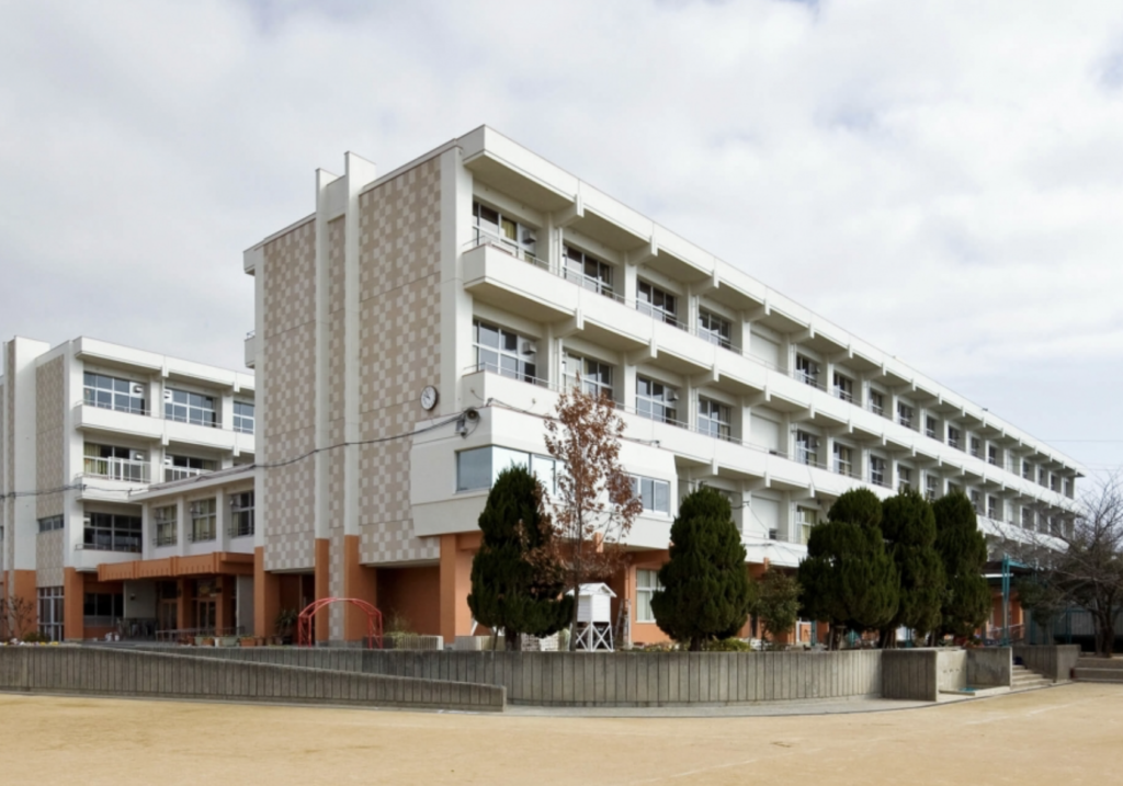 こっちのけんと・箕面市立西小学校